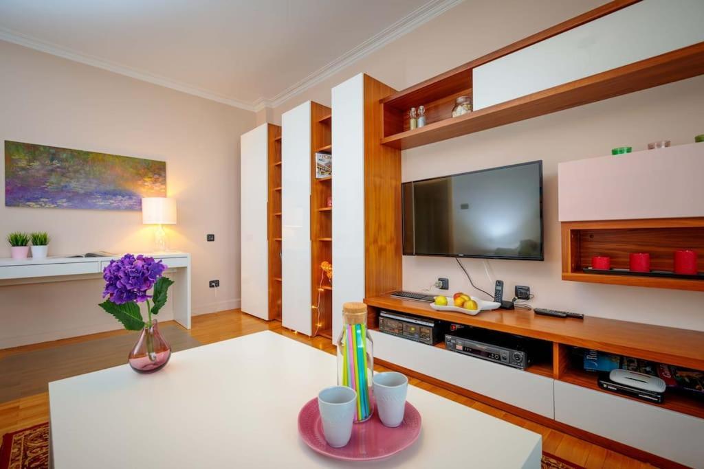 Green Apartment - Top Location, Near City Center! Sofie Exteriér fotografie